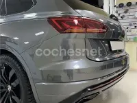 Usado VW Touareg R-line 286 CV (210 kW) 2018 Gris / plata SUV
