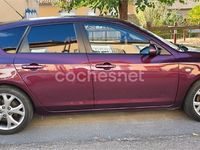 Usado Mazda 3 Active 143 CV (105 kW) 2007 Violeta / lila Berlina