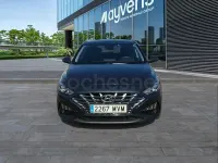 Usado Hyundai i30 100 CV (73 kW) 2024 Gris / plata Berlina