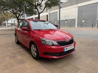 Usado Skoda Fabia Ambition 75 CV (55 kW) 2017 Rojo Berlina