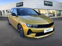 Usado Opel Astra 180 CV (132 kW) 2025 Amarillo Utilitario