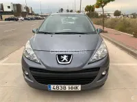 Usado Peugeot 207 92 CV (67 kW) 2011 Gris / plata Berlina