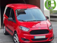 Usado Ford Tourneo Courier Titanium 100 CV (73 kW) 2018 Rojo Monovolumen