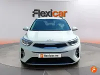 Usado Kia Stonic 101 CV (74 kW) 2025 Blanco SUV