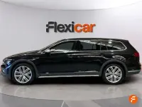 Usado VW Passat Alltrack 240 CV (176 kW) 2020 Negro Familiar