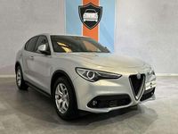 Usado Alfa Romeo Stelvio Sprint 190 CV (139 kW) 2022 Plateado SUV