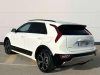 Usado Kia Niro 129 CV (94 kW) 2025 Blanco SUV