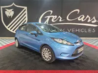 Usado Ford Fiesta Trend 70 CV (51 kW) 2012 Azul Berlina