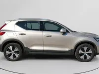 Usado Volvo XC40 Core 211 CV (155 kW) 2023 Beige SUV