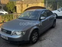 Usado Audi A4 150 CV (110 kW) 2001 Gris / plata Berlina