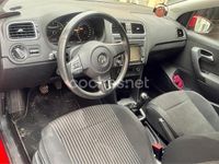 Usado VW Polo Advance 85 CV (62 kW) 2011 Rojo Utilitario