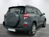 Usado Toyota RAV4 Advance 150 CV (110 kW) 2011 Gris / plata SUV