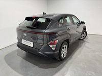 Usado Hyundai Kona 141 CV (103 kW) 2024 Gris / plata SUV