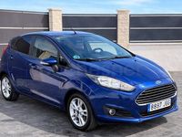 Usado Ford Fiesta Titanium 82 CV (60 kW) 2015 Azul Berlina