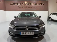 Usado VW Passat Executive 122 CV (89 kW) 2020 Gris / plata Berlina