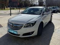 Usado Opel Insignia Selective 140 CV (102 kW) 2014 Blanco Familiar