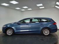 Usado Ford Mondeo Trend 193 CV (141 kW) 2019 Azul Familiar