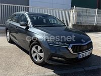 Usado Skoda Octavia Style 150 CV (110 kW) 2021 Gris / plata Familiar