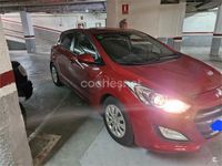 Usado Hyundai i30 100 CV (73 kW) 2017 Rojo Berlina