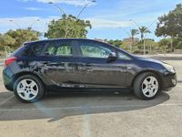 Usado Opel Astra Selective 110 CV (80 kW) 2011 Negro Berlina