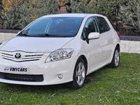 Usado Toyota Auris Active 101 CV (74 kW) 2011 Blanco Utilitario