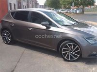 Usado Seat Leon ST Reference 110 CV (80 kW) 2014 Gris / plata Familiar