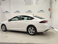 Usado Opel Insignia Edition 122 CV (89 kW) 2021 Blanco Familiar