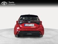 Usado Toyota Yaris Hybrid Plus 115 CV (84 kW) 2022 Rojo Berlina