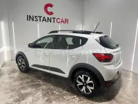Usado Dacia Sandero Expression 91 CV (66 kW) 2023 Blanco Berlina