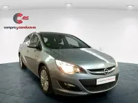 Usado Opel Astra Selective 110 CV (80 kW) 2015 Gris / plata Berlina