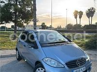 Usado Mercedes A180 Exclusive 109 CV (80 kW) 2009 Azul Monovolumen