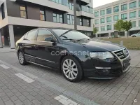 Usado VW Passat R-line 140 CV (102 kW) 2008 Negro Berlina