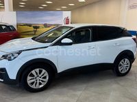 Usado Peugeot 3008 Active 130 CV (95 kW) 2018 Blanco SUV