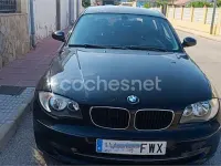 Usado BMW 118 143 CV (105 kW) 2007 Negro Utilitario