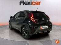Usado Toyota Aygo 72 CV (52 kW) 2023 Gris Utilitario