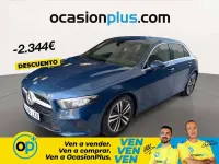 Usado Mercedes A180 136 CV (100 kW) 2022 Azul Utilitario