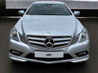 Usado Mercedes E350 Elegance 231 CV (169 kW) 2009 Gris / plata Coupe