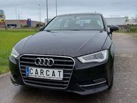 Usado Audi A3 Attraction 110 CV (80 kW) 2015 Negro Berlina