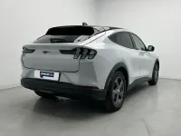 Begagnad Ford Mustang Mach-E Extended Range 216 kW (294 HK) 2021 Vit SUV