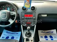 Usado Audi A3 Attraction 105 CV (77 kW) 2010 Blanco Utilitario