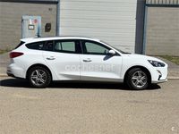 Usado Ford Focus Trend 120 CV (88 kW) 2020 Blanco Familiar