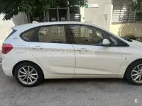Usado BMW 225 Active Tourer iPerformance 224 CV (164 kW) 2019 Blanco Monovolumen