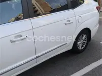 Usado SsangYong Rodius Limited 178 CV (130 kW) 2016 Blanco Monovolumen