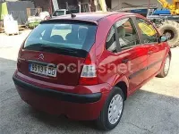 Usado Citroën C3 Exclusive 70 CV (51 kW) 2006 Granate Berlina