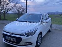 Usado Hyundai i20 84 CV (61 kW) 2018 Blanco Berlina