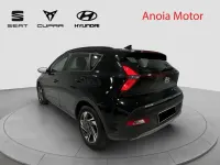 Usado Hyundai Bayon 101 CV (74 kW) 2021 Negro SUV