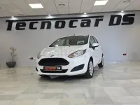 Usado Ford Fiesta Trend 75 CV (55 kW) 2016 Blanco Utilitario