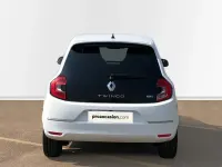 Usado Renault Twingo Zen 60 kW (82 CV) 2022 Blanco Utilitario
