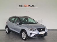 Usado Seat Arona Style 110 CV (80 kW) 2024 Gris plata SUV