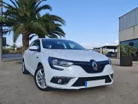 Usado Renault Mégane IV Business 95 CV (69 kW) 2020 Blanco Berlina